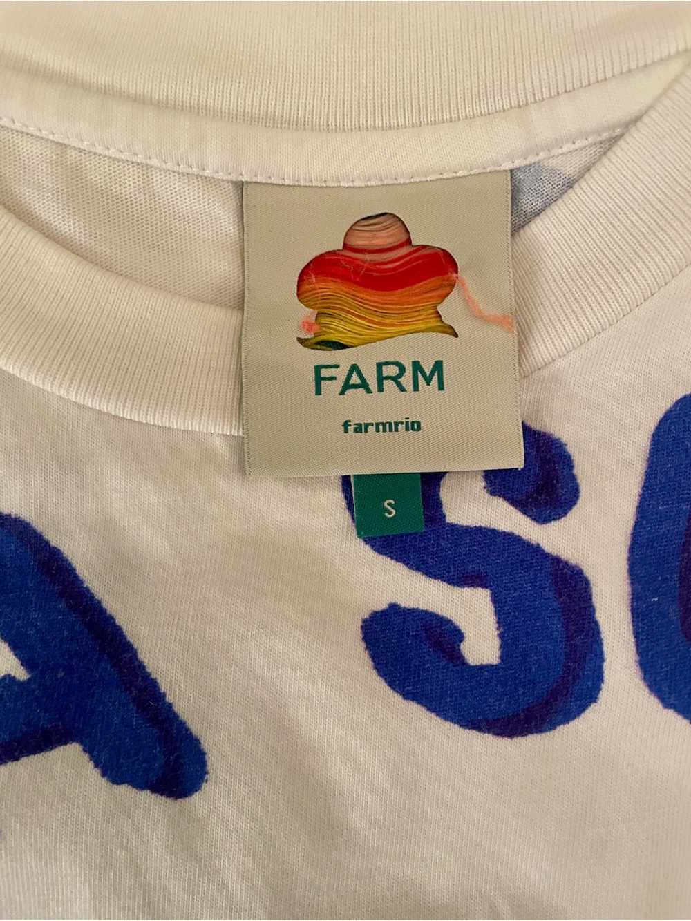 Farm Rio White Rainha Das Aguas T Shirt
Dress. Cotton. POCKETS! Size S. - Picture 9 of 10